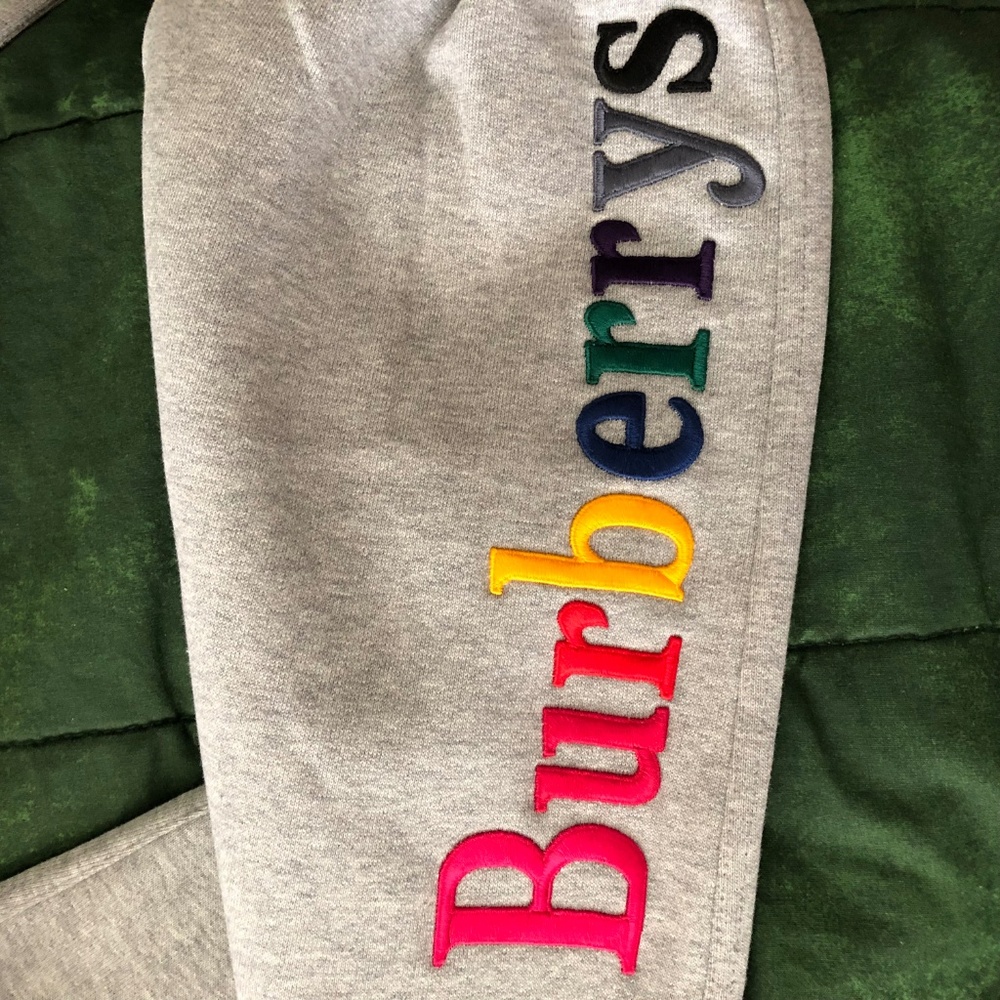 Burberry Rainbow Sweats | M XXS (Fits Women Too!) - Picture 4 of 4